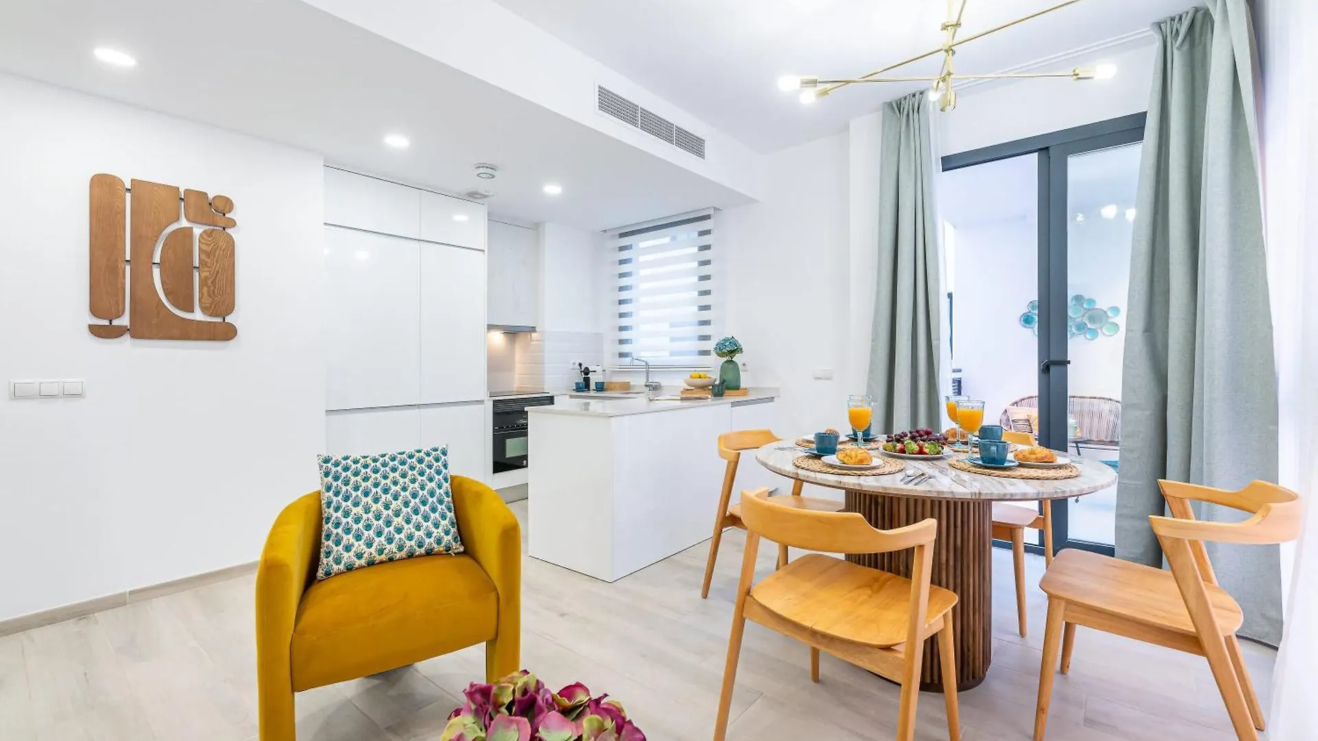 Vivendos - Ma18 - Perchel Apartment Malaga Spain