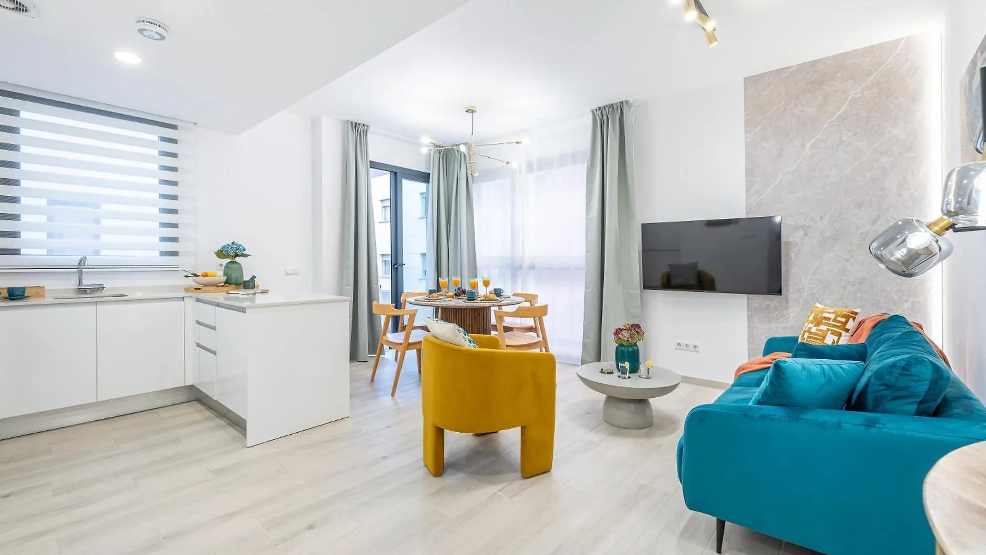 Vivendos - Ma18 - Perchel Apartment Malaga Spain